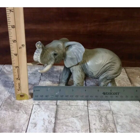 Castagna Original Elaphant Standing Figurine Trunk Up Made In Italy 1988 Vtg - Picture 2 of 9